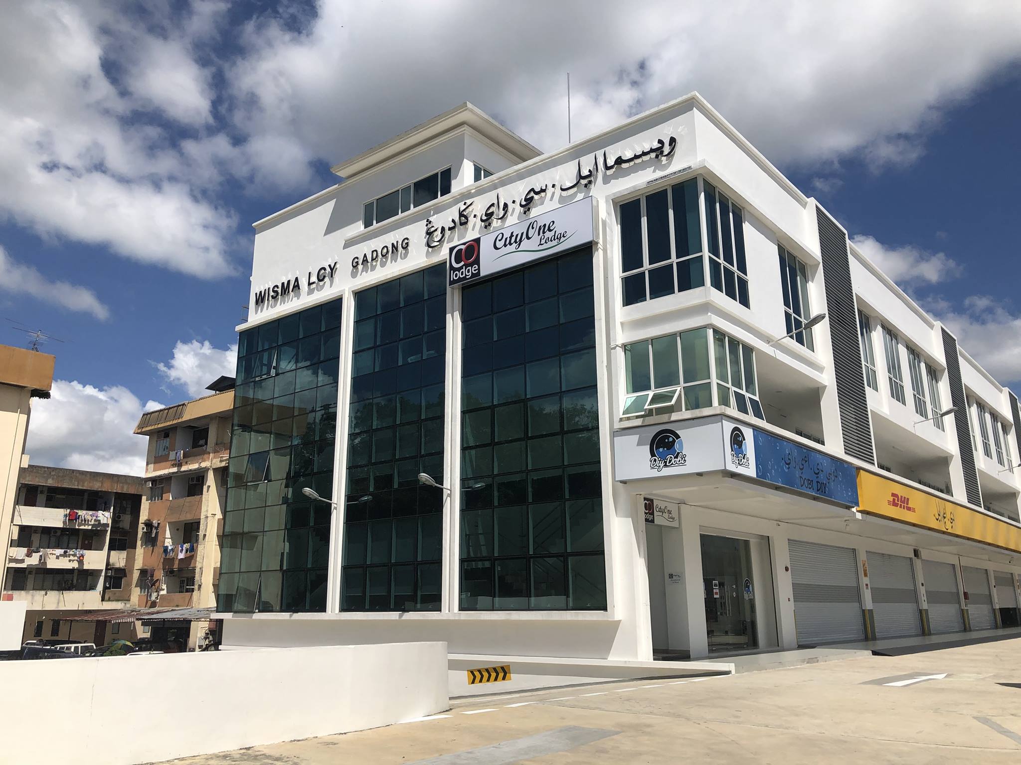 http://www.explorebrunei.gov.bn/TSP%20Images/CityoneLodge%20Gadong.jpg